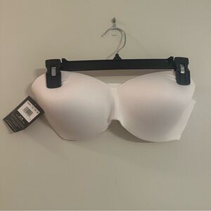 Maidenform Classic White Strapless Bra